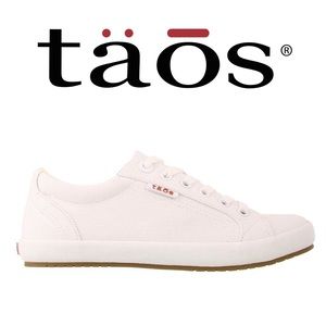 täōs TAOS White lace up sneakers size 9